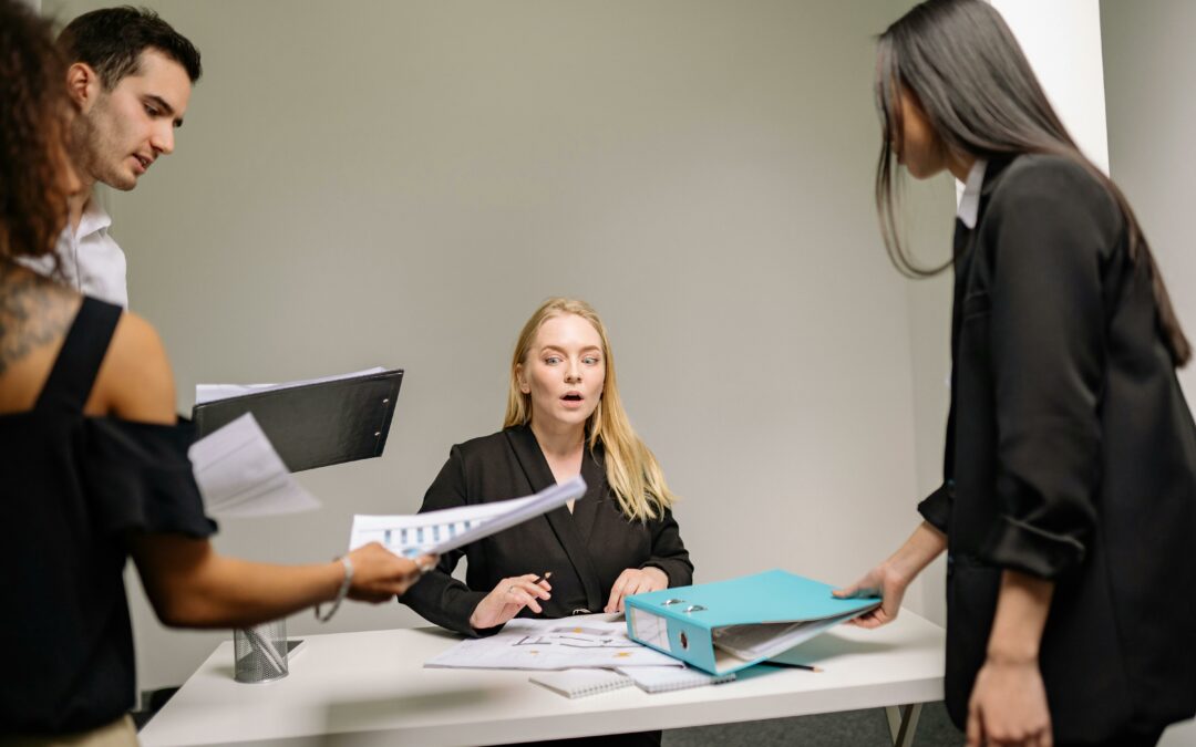 Pourquoi la franchise séduit les cadres en reconversion professionnelle ?